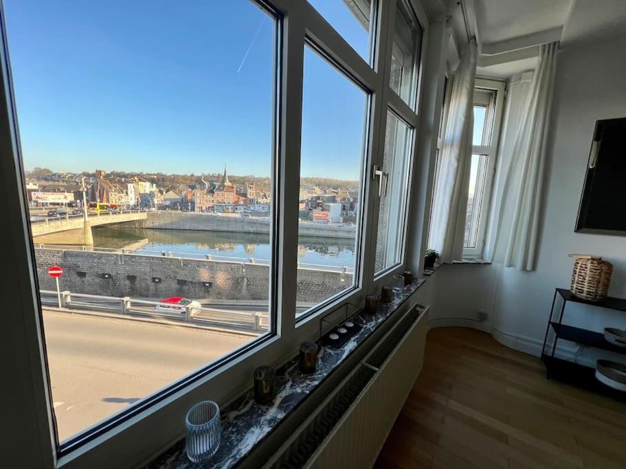 Bellevue - Grand Appartement Pour 5 Sur Les Quais De La Meuse Liege Exterior photo