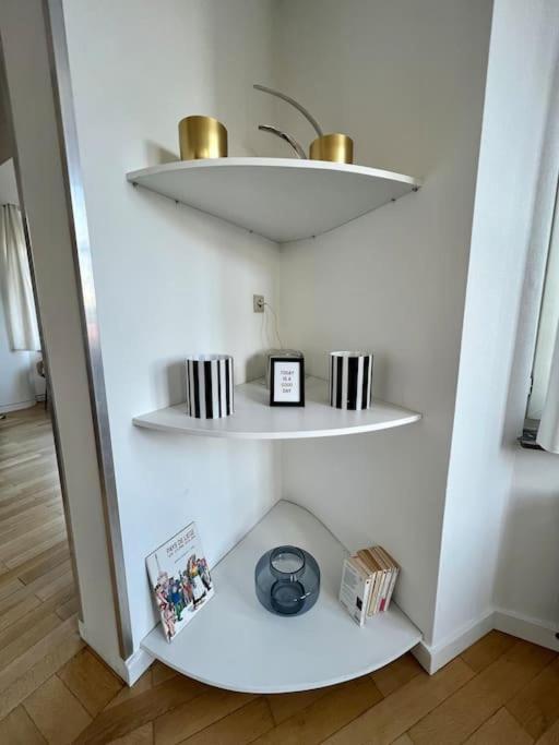 Bellevue - Grand Appartement Pour 5 Sur Les Quais De La Meuse Liege Exterior photo
