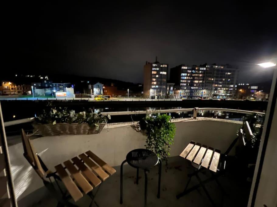 Bellevue - Grand Appartement Pour 5 Sur Les Quais De La Meuse Liege Exterior photo